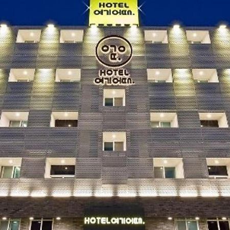 Hotel Yeogiuhtte Gyeongpo Каннин Екстер'єр фото